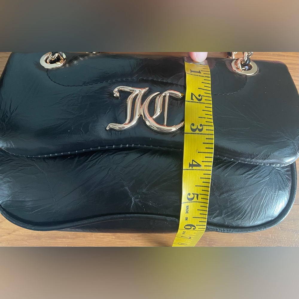 Juicy Couture Fashion Vibe Flap Crossbody Black Chain Strap Logo Textured NWT - Picture 16 of 16